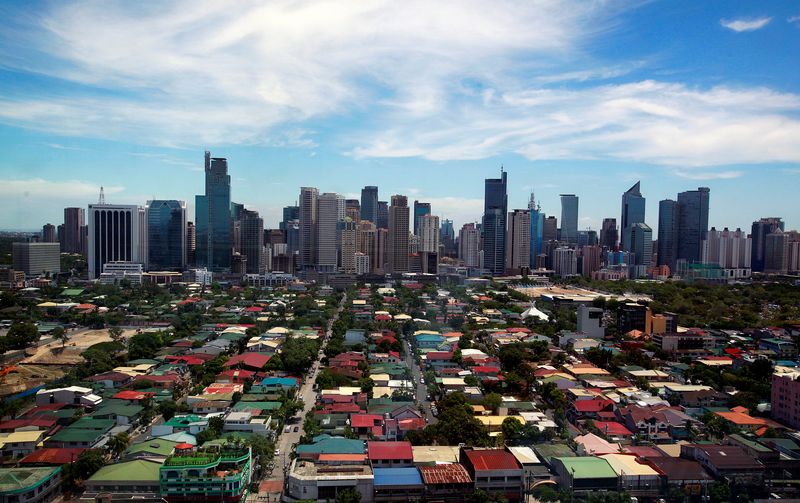 A general view of the skyline from the Makati City Hall in Manila, Philippines, May 11, 2010.  REUTERS/Nicky Loh/File Photo