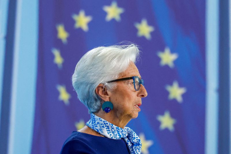 FILE PHOTO: European Central Bank (ECB) President Christine Lagarde addresses the media after the ECB's Governing Council meeting, at the ECB headquarters in Frankfurt, Germany, July 24, 2025. REUTERS/Heiko Becker/File Photo