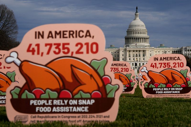 A display on the National Mall, with the U.S. Capitol in the background, references Supplemental Nutrition Assistance Program (SNAP) benefits following the longest U.S. government shutdown in U.S. history, in Washington, D.C., U.S., November 14, 2025. REUTERS/Elizabeth Frantz