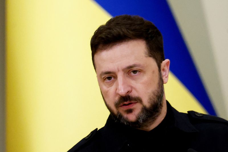 FILE PHOTO: Ukraine's President Volodymyr Zelenskiy looks on at a press conference during a meeting with Polish President Andrzej Duda on Ukraine's Constitution Day, amid Russia's attack on Ukraine, in Kyiv, June, 28, 2025. REUTERS/Thomas Peter/File Photo