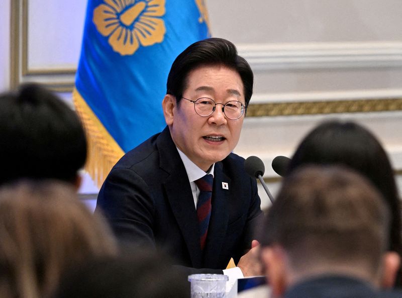 FILE PHOTO: South Korean President Lee Jae Myung delivers a speech during a press conference to mark his first 30 days in office at Yeongbingwan of Blue House on July 3, 2025 in Seoul, South Korea. Kim Min-Hee/Pool via REUTERS/File Photo