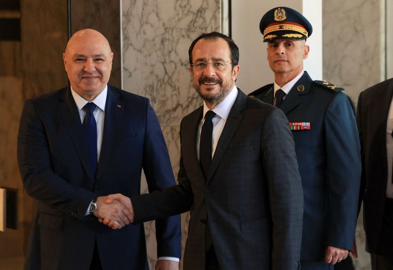 Cyprus' President Nikos Christodoulides meets with Lebanese President Joseph Aoun in Baabda, Lebanon November 26, 2025. REUTERS/Mohamed Azakir