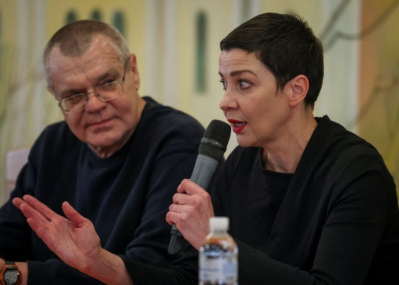 Belarusian opposition figures Maria Kolesnikova (Maria Kalesnikava) and Viktor Babaryko attend a press conference after their release yesterday, amid Russia's attack on Ukraine, in Chernihiv, Ukraine, December 14, 2025. Ukraine received 114 prisoners released by Belarus on Saturday, Kyiv's POW coordination center said, including Ukrainian citizens accused of working for Ukrainian intelligence and Belarusian political prisoners. REUTERS/Maksym Kishka