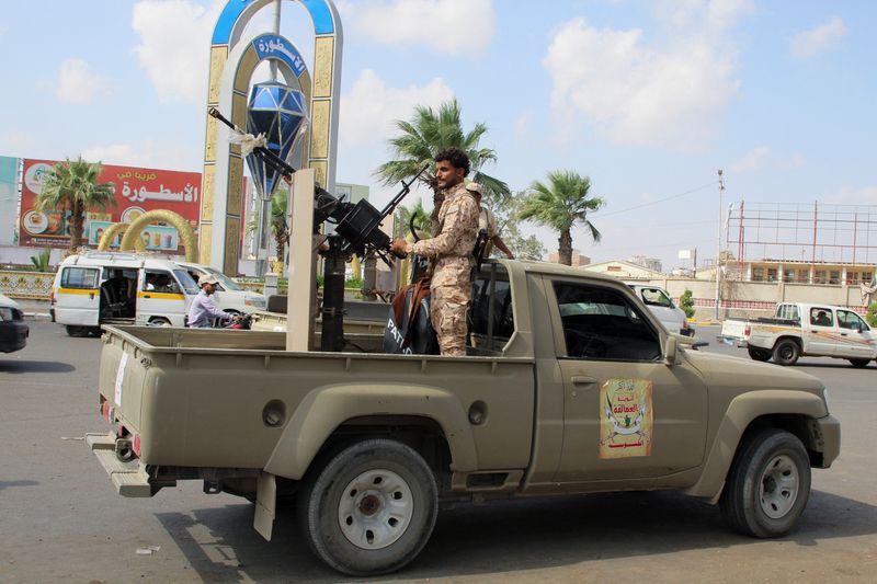 A member of the Giants Forces mans a machine gun on a patrol truck amid the southern crisis in Aden, Yemen, January 7, 2026. REUTERS/Fawaz Salman