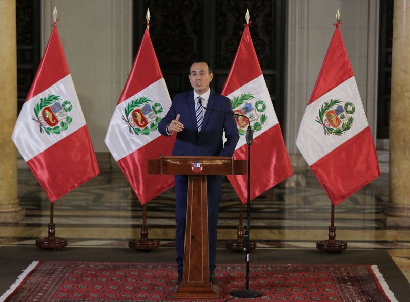 Peruvian President Jose Jeri holds a press conference after facing a congressional oversight committee, amid a scandal over undisclosed meetings with a Chinese businessman, a case that has intensified scrutiny over his government's transparency and accountability, at the Government Palace, in Lima, Peru, January 21, 2026. REUTERS/Gerardo Marin
