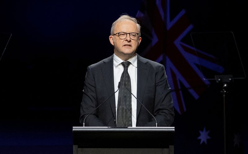 Australian Prime Minister Anthony Albanese speaks at the Sydney Opera House during a National Day of Mourning for the victims of the December 14, 2025, mass shooting at a Jewish Hanukkah celebration at Bondi Beach, in Sydney, Australia, January 22, 2026. REUTERS/Jeremy Piper