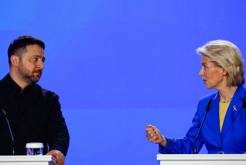 FILE PHOTO: Ukraine's President Volodymyr Zelenskiy and European Commission President Ursula von der Leyen attend a press conference with European Council President Antonio Costa (not pictured) on the fourth anniversary of Russia's full-scale invasion of Ukraine, in Kyiv, Ukraine, February 24, 2026. REUTERS/Valentyn Ogirenko/File Photo
