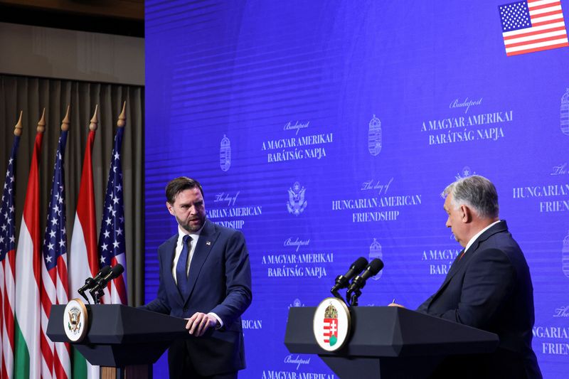U.S. Vice President JD Vance and Hungarian Prime Minister Viktor Orban hold a joint press conference in Budapest, Hungary, April 7, 2026. REUTERS/Bernadett Szabo