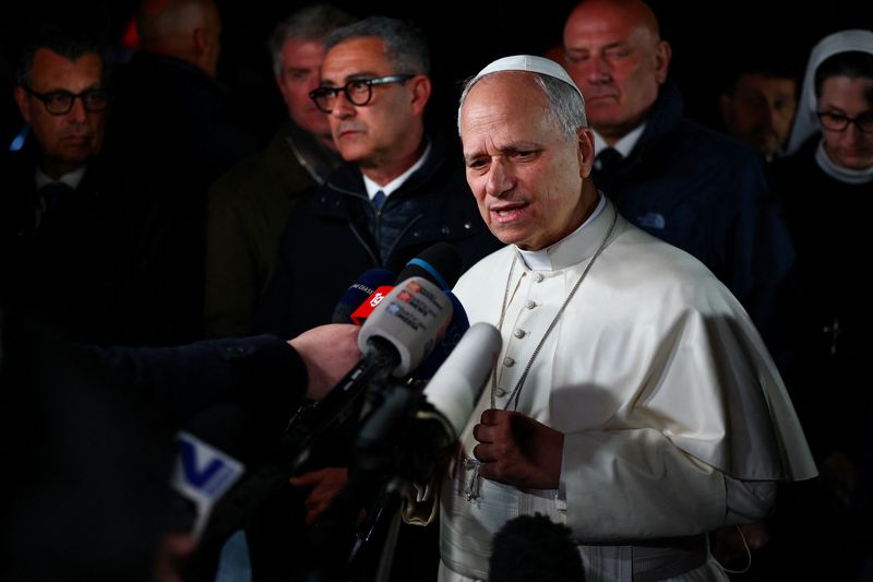 Pope Leo XIV speaks to the media on the U.S.–Israeli conflict with Iran, as he leaves the papal residence to head back to the Vatican, in Castel Gandolfo, Italy, April 7, 2026. REUTERS/Guglielmo Mangiapane