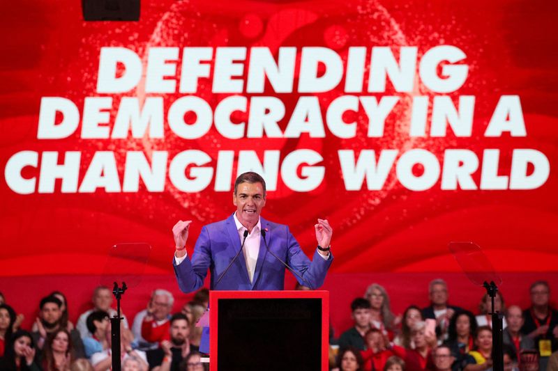 Spain's Prime Minister Pedro Sanchez speaks at the Global Progressive Mobilisation in Barcelona, Spain, April 18, 2026. REUTERS/Nacho Doce