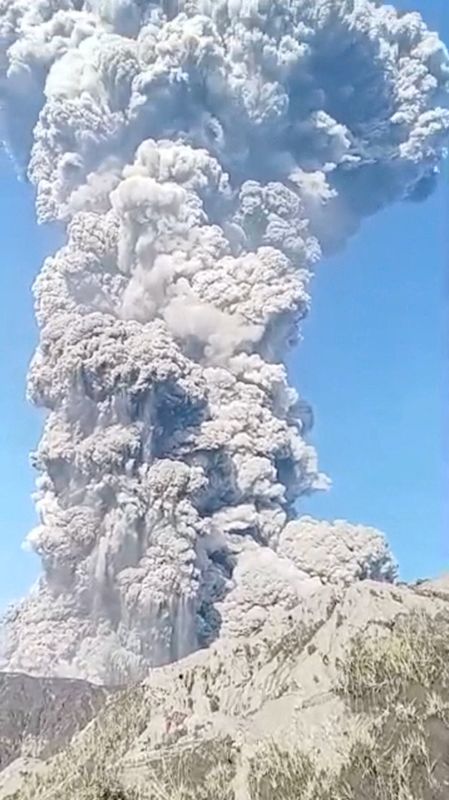 FILE PHOTO: The volcanic eruption of Mount Dukono in North Halmahera Regency, North Maluku, Indonesia, May 8, 2026, in this screengrab obtained from a social media video. Aleksius Djangu/via REUTERS
