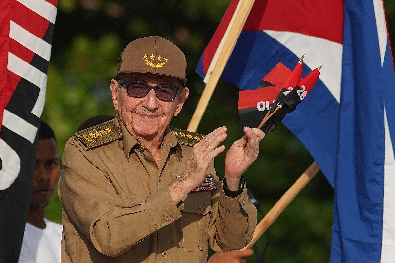 FILE PHOTO: Cuba's former President Raul Castro reacts during a ceremony marking the 69th anniversary of the July 26, 1953 rebel assault which late Cuban leader Fidel Castro led on the Moncada army barracks, in Cienfuegos, Cuba, July 26, 2022. REUTERS/Alexandre Meneghini/ File Photo