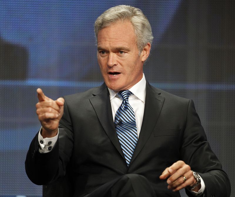 Scott Pelley, anchor and managing editor CBS Evening News, speaks at the CBS Television Network's 2011 Summer Television Critics Association Press Tour in Beverly Hills, California August 3, 2011.  REUTERS/Fred Prouser/File Photo