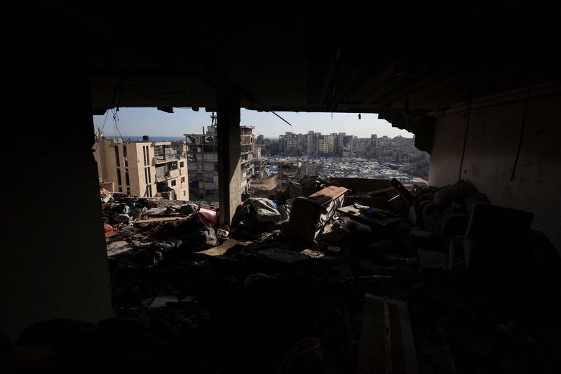 People's belongings lie scattered at the site of an Israeli strike on an apartment in Gaza City, June 4, 2026. REUTERS/Dawoud Abu Alkas