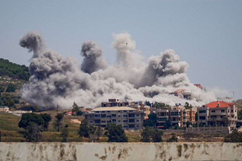 Smoke billows from southern Lebanon, following Israeli strikes, as seen from Nabatieh, Lebanon, June 3, 2026. REUTERS/Stringer