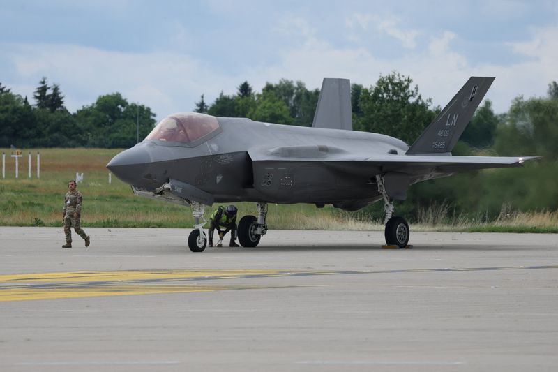 A U.S. Air Force F-35 fighter jet arrives at the International Aerospace Exhibition ILA at Schoenefeld Airport in Schoenefeld, south of Berlin, Germany June 9, 2026. REUTERS/Fabrizio Bensch