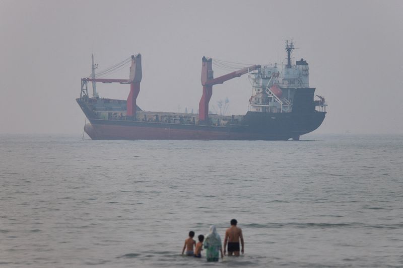 FILE PHOTO: A vessel in the Strait of Hormuz near the beach of Bandar Abbas, Iran, June 30, 2026. Amirhosein Khorgooi/ISNA/via WANA (West Asia News Agency)via REUTERS/File Photo