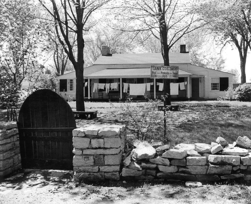 Wisconsin's oldest house is the Roi-Porlier Tank cottage in Green Bay. It was built in 1776 by Joseph Roi, a Frenchman, purchased in 1805 by Jacques Porlier and in 1850 by Otto Tank. Green Bay is one of Wisconsin's oldest new world settlements according to the Wisconsin Historical Society. It was established in 1765.