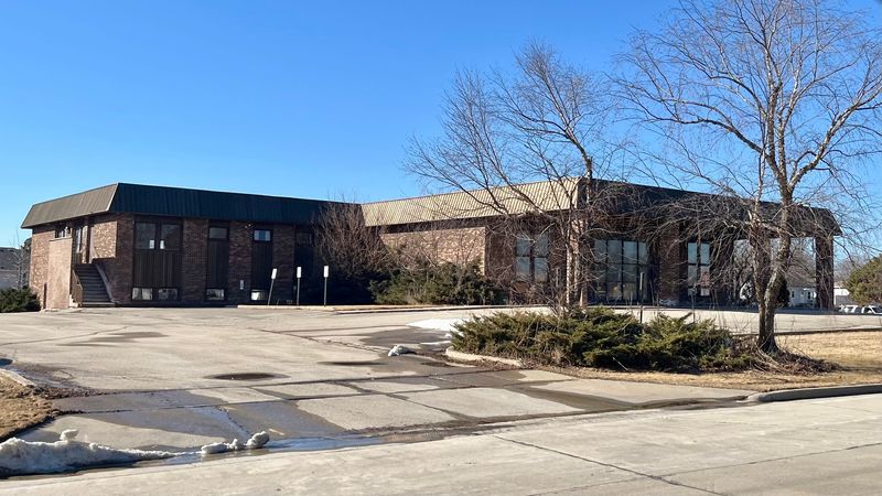 Multiple proposals have come forward in recent years to redevelop the former Lakeshore Clinic, 100 15th Ave. in South Milwaukee, a split-level 23,000 square-foot commercial building built in 1970.