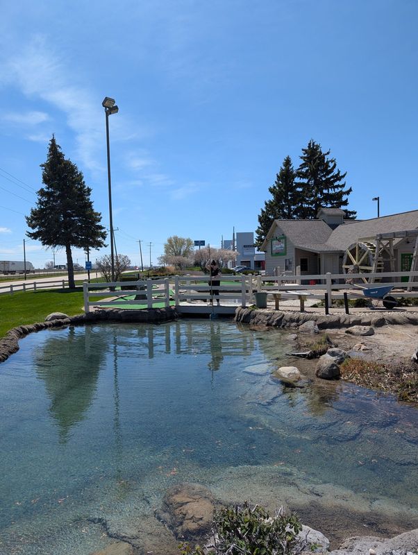 The owners of Glow In The Park Indoor Mini Golf and Pinball Arcade are opening another mini golf course at the old Settlers Mill by the Shops at Oshkosh.