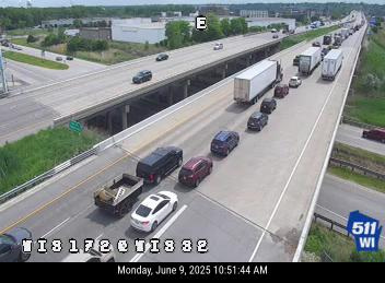 Traffic backups on State 172 at State 32 due to a serious crash that occurred at 9:15 a.m. June 9 in Allouez.