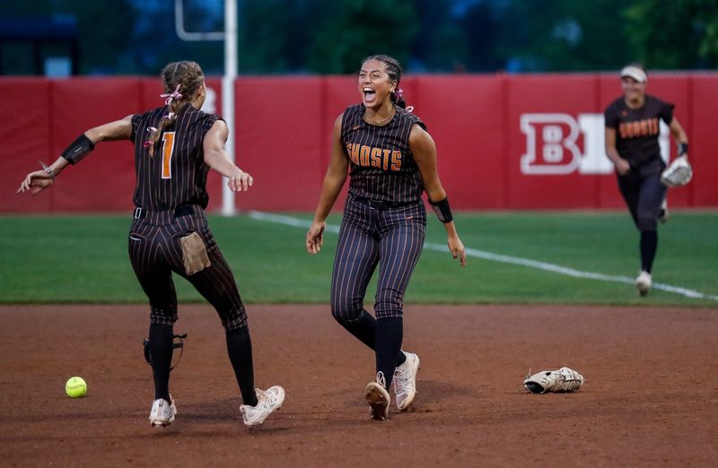 Kaukauna High School's Karly Meredith (1) and Kaukauna High School's Jozy Ebben (33) celebrate after defeating Hamilton High School during a Division 1 state semifinal at the 2025 WIAA state softball tournament on Thursday, June 12, 2025, at Goodman Softball Complex in Madison, Wisconsin. Kaukauna won the game, 2-0, to advance to the state championship game.
Tork Mason/USA TODAY NETWORK-Wisconsin