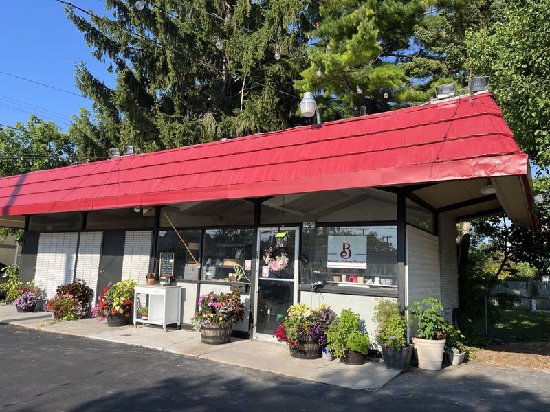 Bartoli's Wreath Shoppe & Pottery Crafts, next to Arrosto Delicatessen on North 13 Street, will host a vendor pop-up Aug. 9.