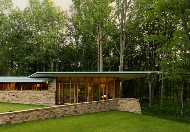 Magnolia Network series "The Last Wright" documents the building of RiverRock, a home based on Wisconsin-born architect Frank Lloyd Wright's final plans.