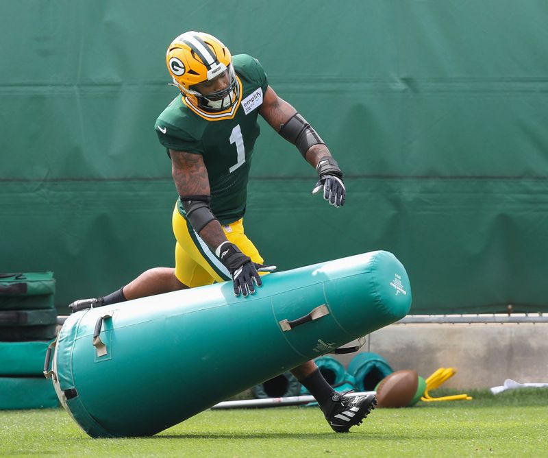 Green Bay Packers defensive end Micah Parsons (1) runs through a drill during practice on Wednesday, September 3, 2025, at Clarke Hinkle Field in Ashwaubenon, Wis. 
Tork Mason/USA TODAY NETWORK-Wisconsin
