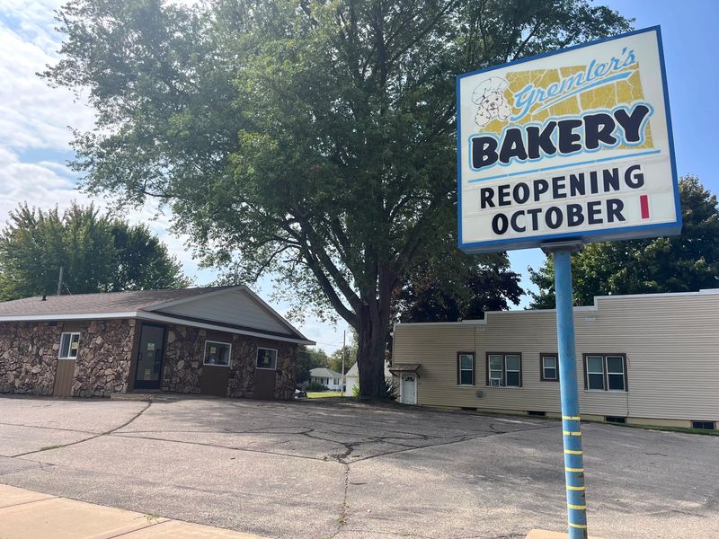 Gremler's Bakery will reopen Oct. 1, 2025.