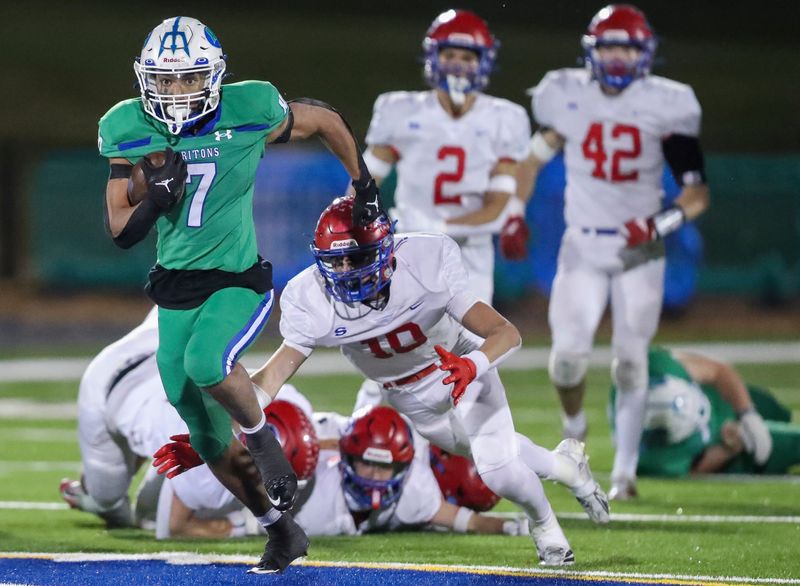 Green Bay Notre Dame running back Kingston Allen rushed for 3,436 yards and 57 touchdowns last season.