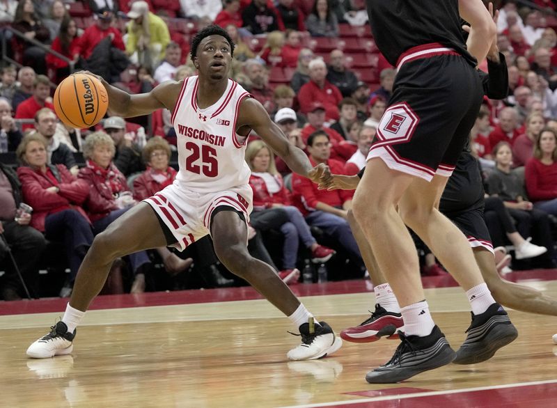 Wisconsin guard John Blackwell (25) lines up a shot during the second half of their game Monday, November 17, 2025 at the Kohl Center in Madison, Wisconsin. Wisconsin beat Southern Illinois-Edwardsvillen 94-69.