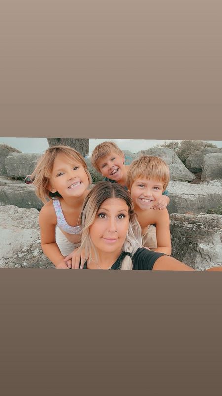 Jourdan Feasby and her three children.