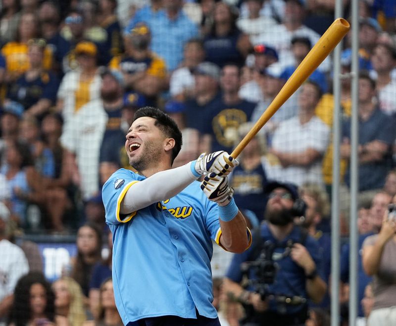 Former Brewers player Ryan Braun (8), captain of Team Braun, participates in the 25 season Alumni Home Run Derby on Friday July 25, 2025 at American Family Field in Milwaukee, WI.