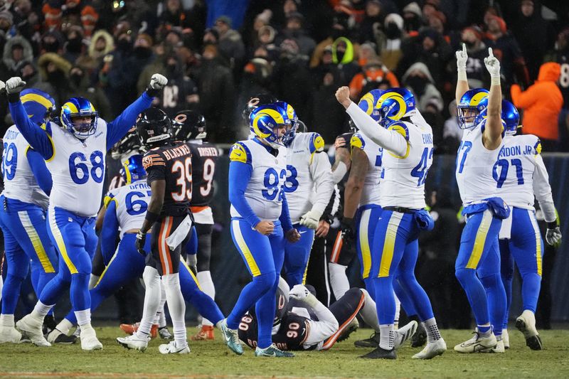 Rams accomplished what Packers couldn't in surviving Bears rally