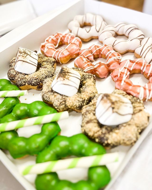 MochiUnni, an Asian-French bakery which recently opened in Menomonee Falls, features doughnuts, bread, Danishes and pastries.