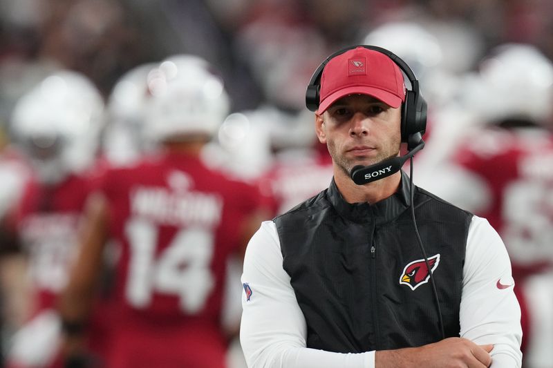 Arizona Cardinals head coach Jonathan Gannon walks the sidelines as his team plays the Jacksonville Jaguars at State Farm Stadium on Nov. 23, 2025.