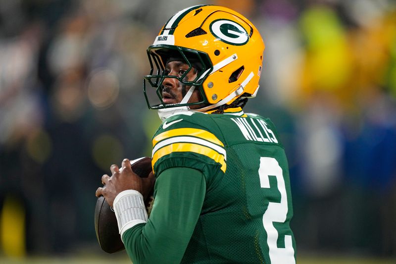 Green Bay Packers quarterback Malik Willis (2) during warmups prior to the game against the Baltimore Ravens at Lambeau Field.
