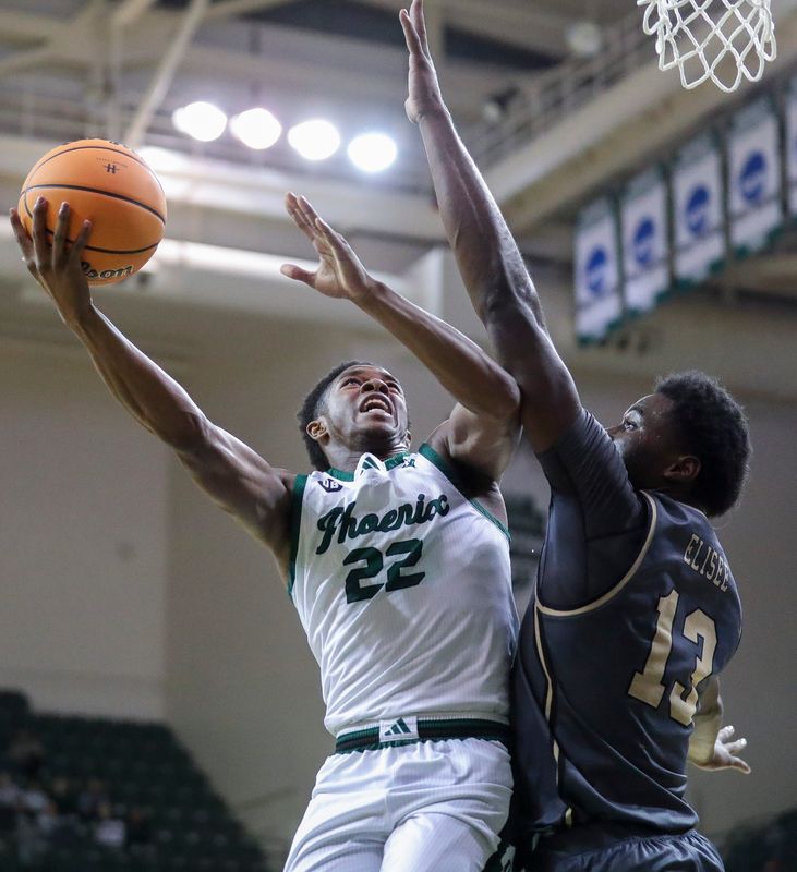 UWGB guard LeBron Thomas returned to the team last week after entering the NCAA transfer portal in April.