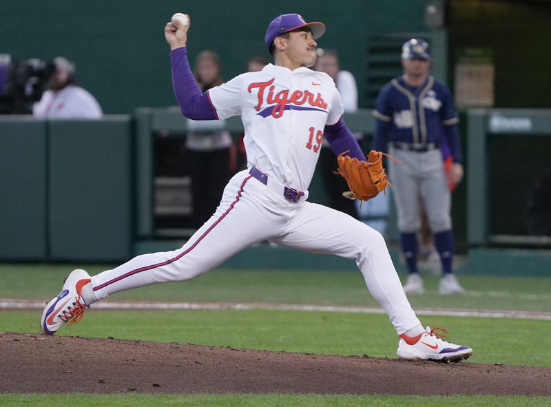 Clemson pitcher Aidan Knaak throws against Georgia Tech.