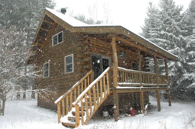 Tim and Linda Eisele's log cabin