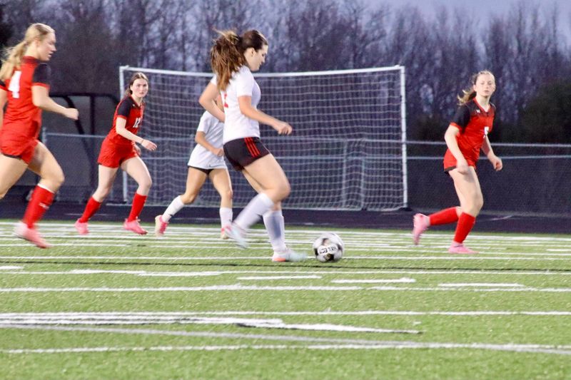 SPASH's Catalina León controls the ball at Wausau East High School on Tuesday, April 21, 2026. Stevens Point beat Wausau East 8-1 (Alfred Smith III/ Stevens Point Journal.)