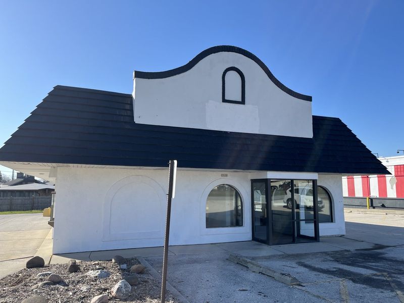 Theo's Pizza hopes to expand retail operations to the former Art's BBQ on South Business Drive in Sheboygan, Wis., as seen April 22, 2026.