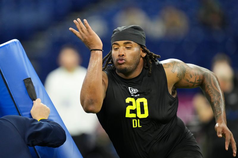 Feb 26, 2026; Indianapolis, IN, USA; Missouri defensive lineman Chris McClellan (DL20) during the NFL Scouting Combine at Lucas Oil Stadium. Mandatory Credit: Kirby Lee-Imagn Images