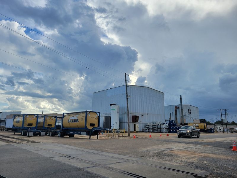 The Sipcam Agro facility in Wayne County, Mississippi formulates and packages paraquat. It has also released tens of thousands of pounds of the chemical into the air. Researchers have linked paraquat exposure to Parkinson’s disease