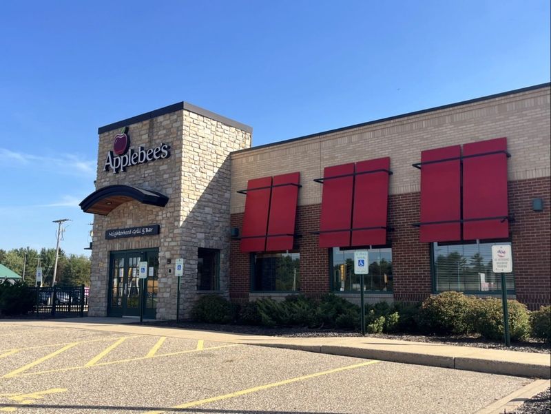 After closing in April 2025, Applebee's will reopen as a dual-branded Applebee's and IHOP location at 4311 Eighth St. S. in Wisconsin Rapids.