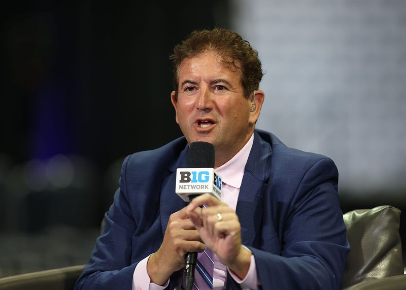 Oct 9, 2025; Rosemont, IL, USA; Big Ten Network commentator Andy Katz speaks during Big Ten MenÕs Basketball Media Days at the Donald E. Stephens Convention Center. Mandatory Credit: Talia Sprague-Imagn Images