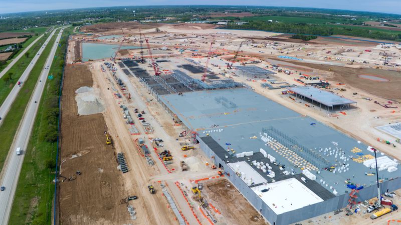 Construction continues on the $15 billion artificial intelligence data center campus project by Vantage Data Centers Thursday, May 21, 2026 in Port Washington, Wisconsin. It’s one of seven major data center projects pending in Wisconsin that combined are worth more than $57 billion.