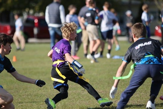 The Huskies flag football league in Howard-Suamico placed three teams in the Packers-hosted NFL FLAG regional tournament in May. The organizations 8-and-under team qualified for the national championship tournament on July 24-26 in Indianapolis.