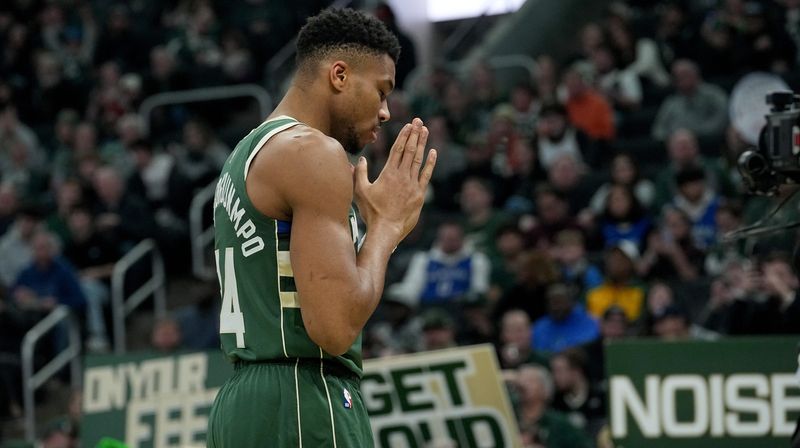 Milwaukee Bucks forward Giannis Antetokounmpo (34) takes a moment before their game against the Orlando Magic Thursday, December 21, 2023 at Fiserv Forum in Milwaukee, Wisconsin.



Mark Hoffman/Milwaukee Journal Sentinel